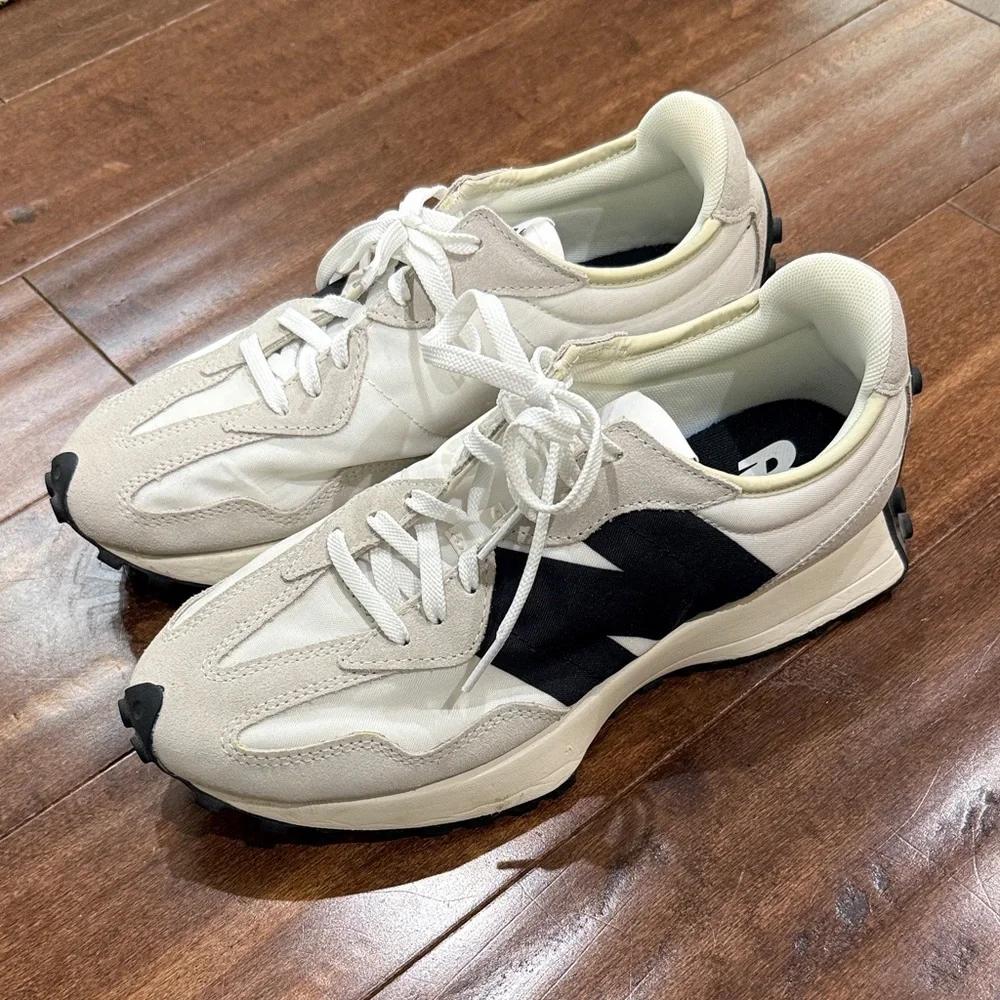 New Balance 327 9.5 - Picture 4 of 6